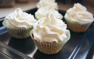 奶油怎么做的视频,从原料到成品的制作过程揭秘