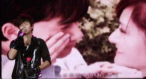 求婚助威视频,浪漫助威！求婚视频见证甜蜜爱情时刻